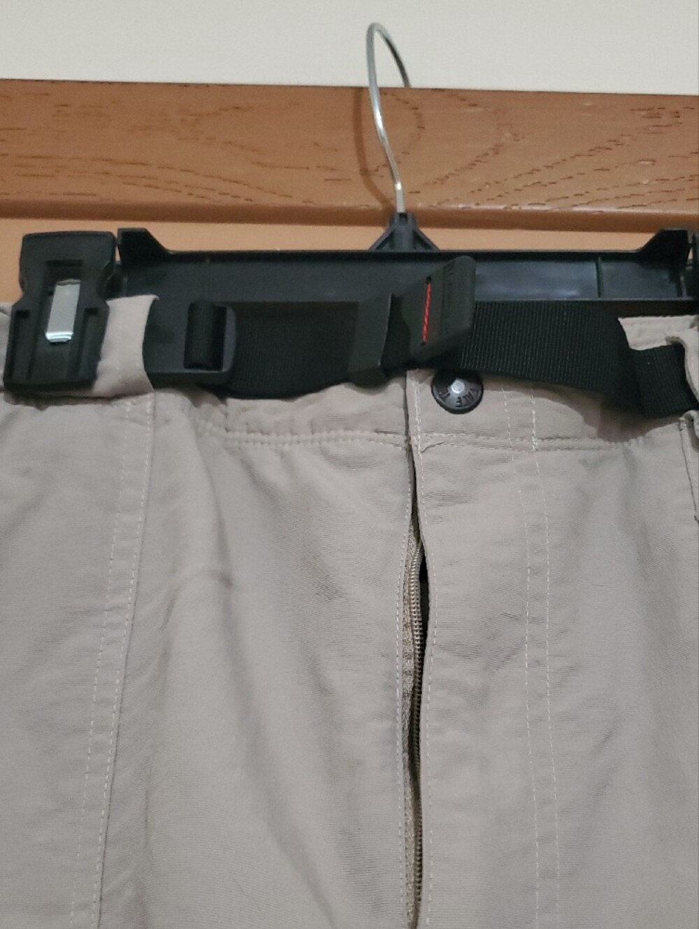 The North Face convertible hiking pants - Picture 3 of 7
